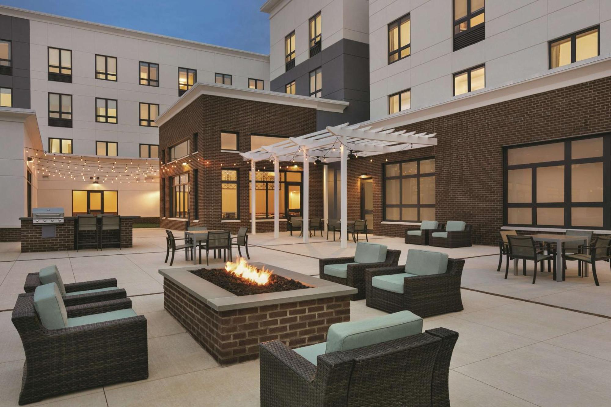 Homewood Suites By Hilton Horsham Willow Grove Exterior photo